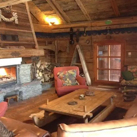 Reine Des Aravis - Isole Chalet Flumet