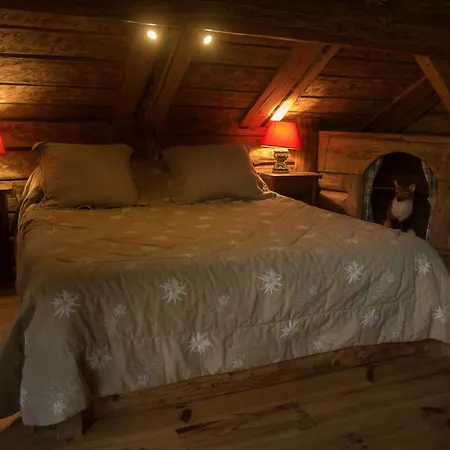 Reine Des Aravis - Isole Chalet