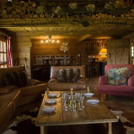 Reine Des Aravis - Isole Chalet