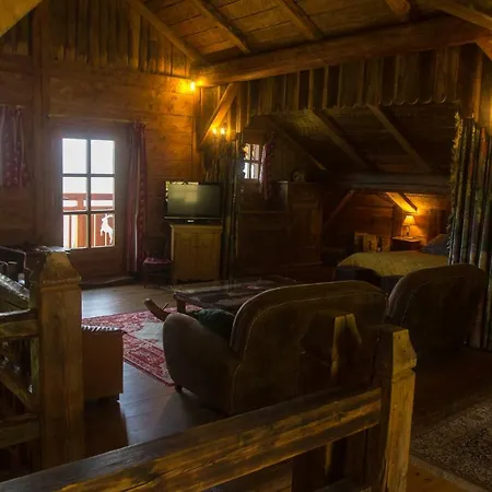 Chalet Reine Des Aravis - Isole Flumet